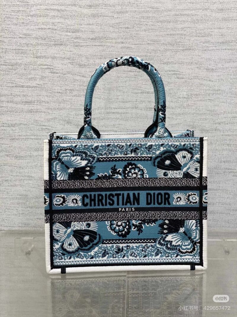 db6527c3d3.jpg Dior Butterfly Blue Tote