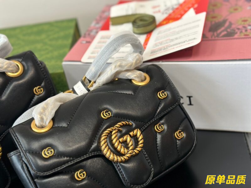 Complete packaging
Gucci's recent good-looking bags
Whether it's the sparkling diamond button 1955 or the new Marmont like puff cream, they are both the best choices for winter