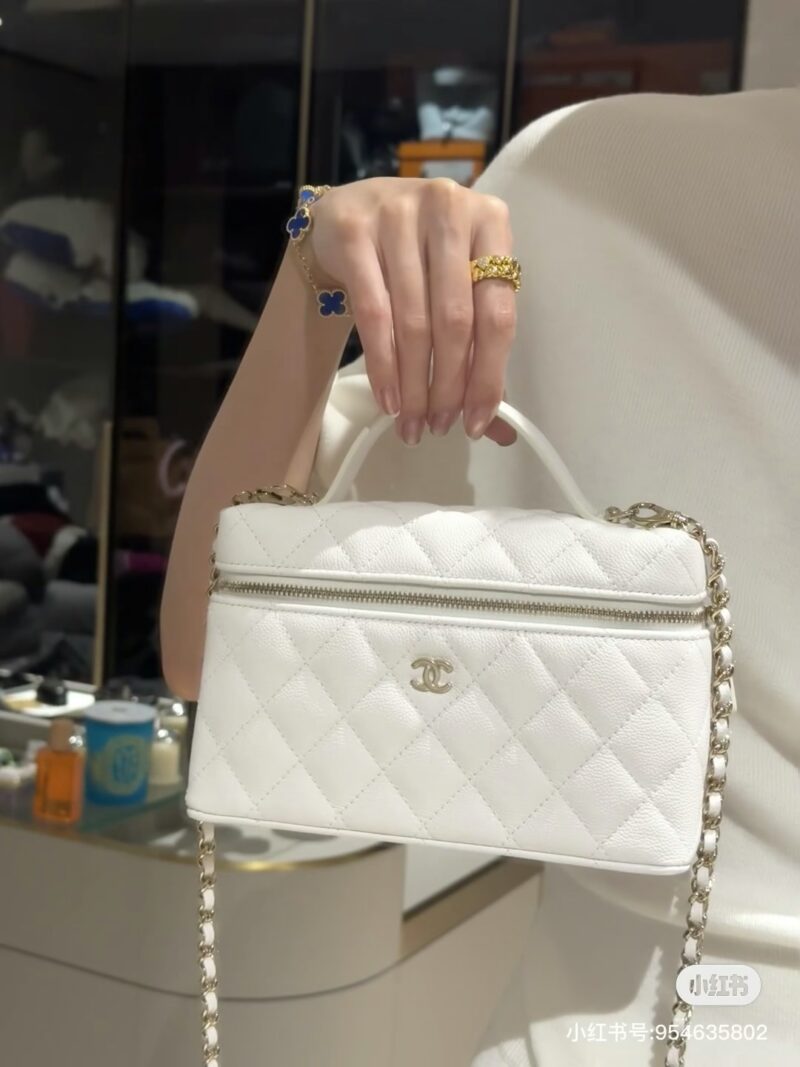 Chanel LP Small Box Bag is a must-have for summer