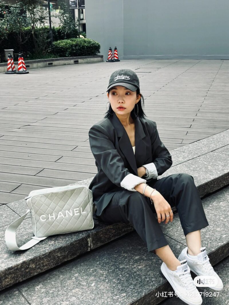 ebffaf1380.jpg Chanel vintage bag
