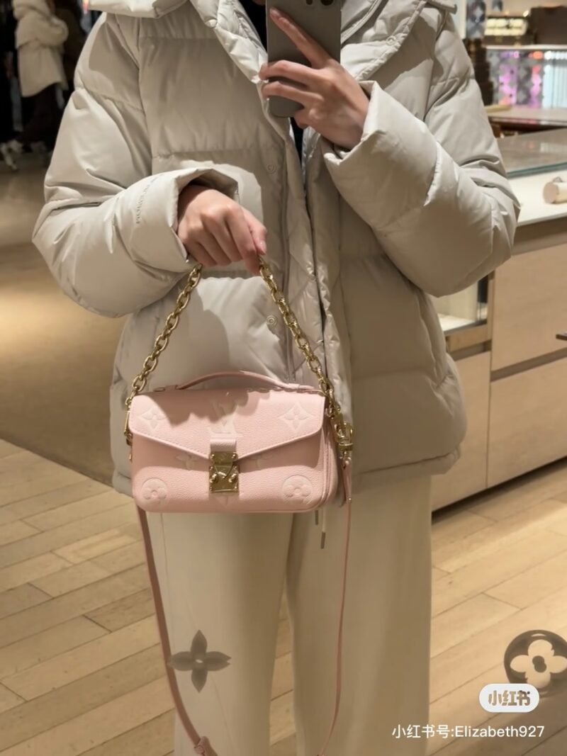 eef0b98210.jpg 2025LV Pink Series