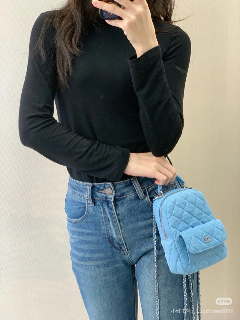 f1bcdfa930.jpg Chanel denim mini multi-purpose bag