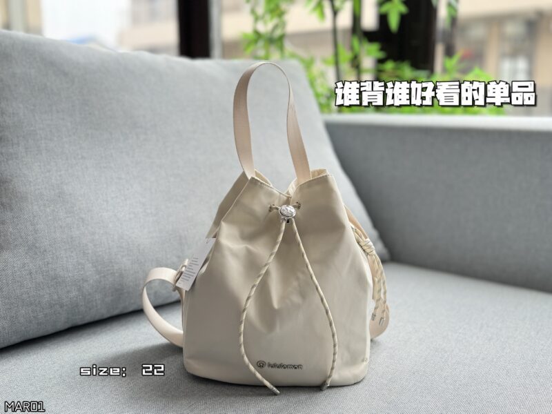 Color card ??
Lululemon 5L nylon bucket bag, one shoulder crossbody handbag
