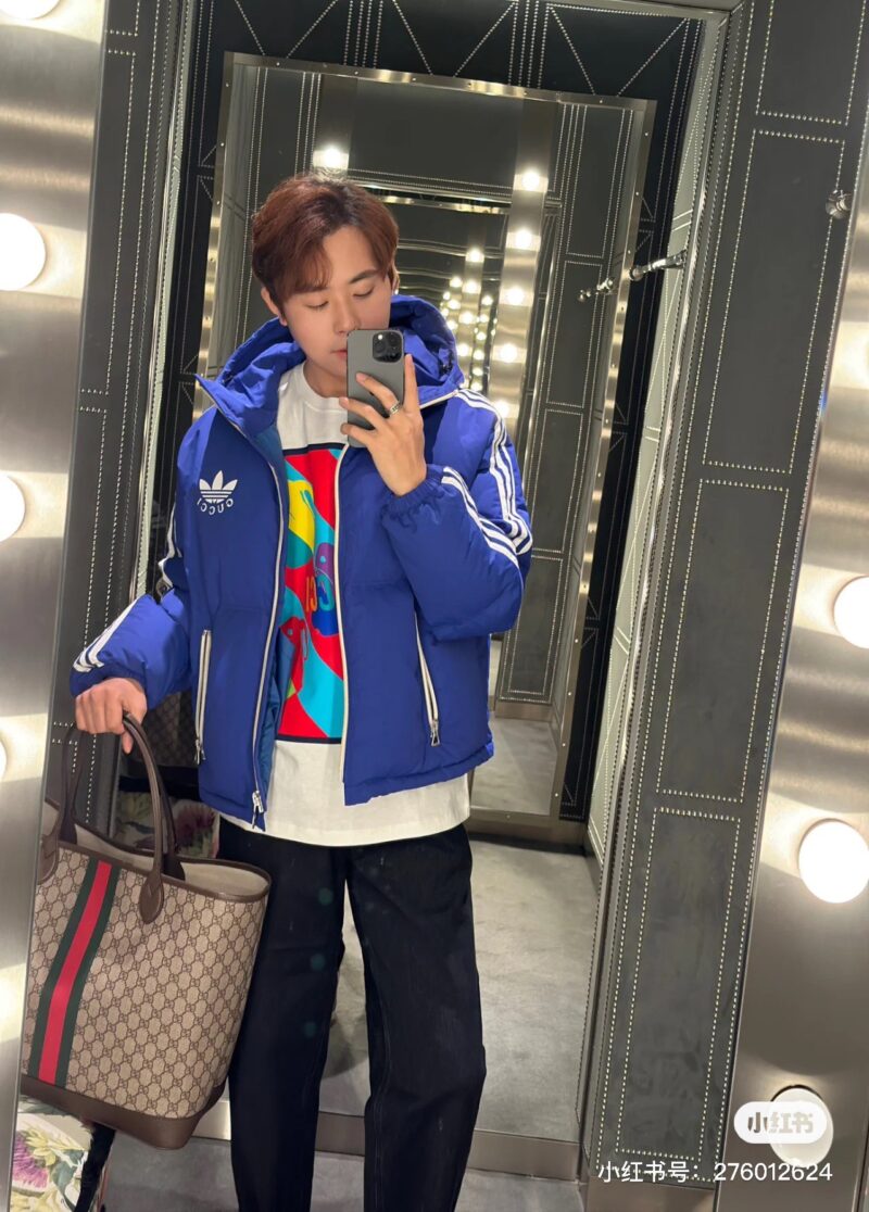 Gucci shopping bag