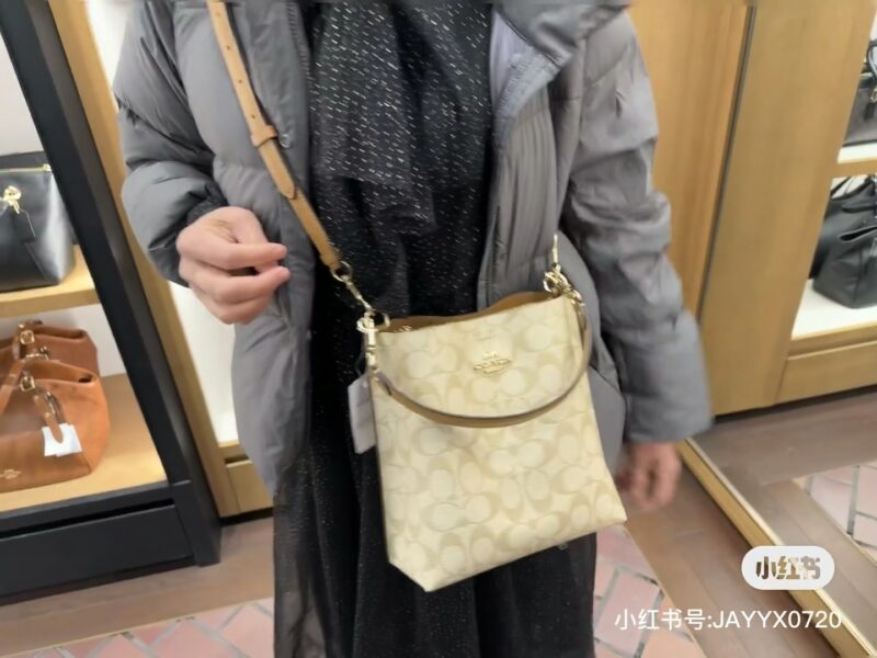 Coach bucket bag