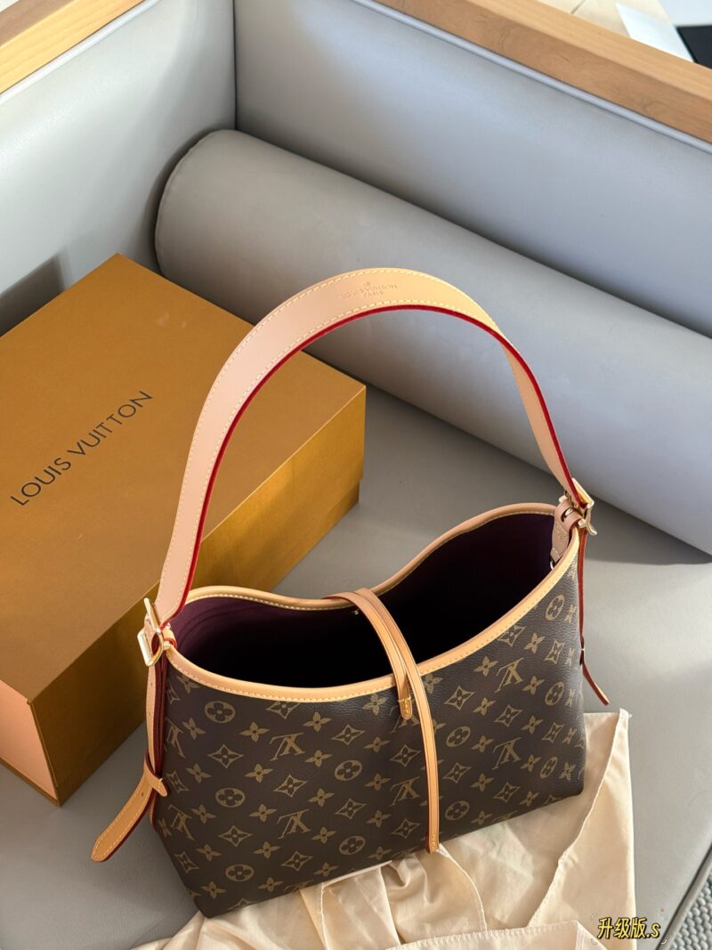 f47b7d40bb.jpg 245 Pack (Upgraded Version)
Size: 30 * 20cm (small)
CarryAll, the strongest member of the L family,
Cute and casual are all okay, haha
Carryall is really strong!
Comes with a storage wallet,
The cost-effectiveness is unparalleled online now
Search fo...