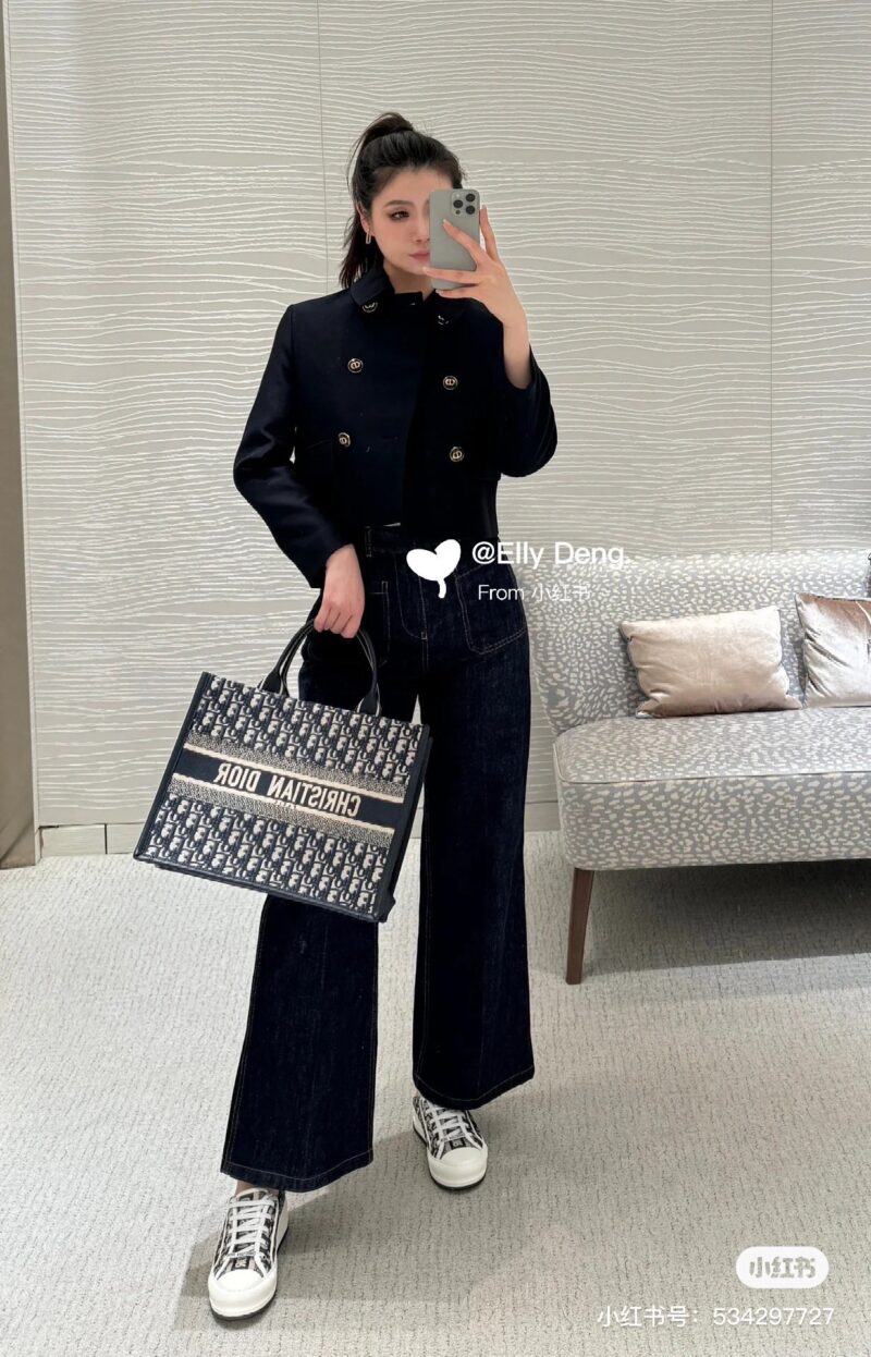 f4ea288acc.jpg Dior small tote new shoulder strap