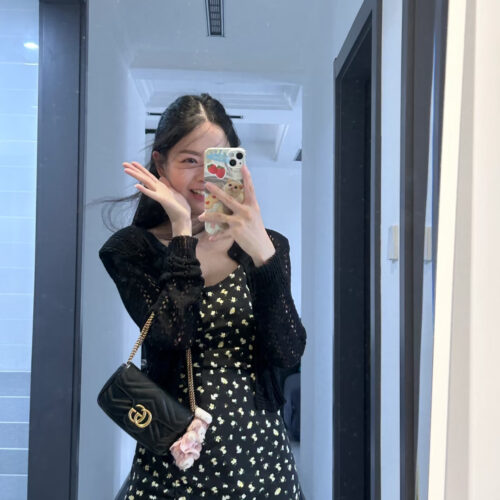 Can pretend to be cute!