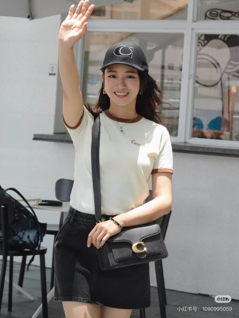 Cool girl ??