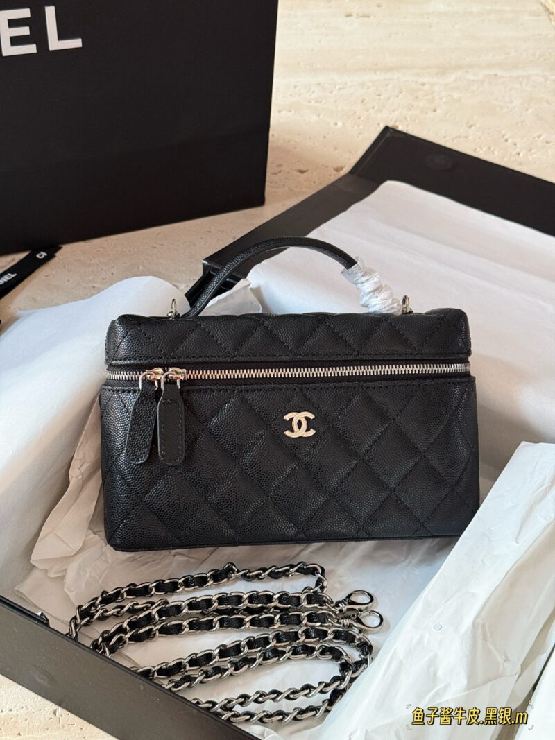 260 boxes
Size: 20 (base width) * 12cm (height)
Xiaoxiang Family Lunch Box Pack Lp
A popular bag that catches the eye at a glance
Really cute
Can be sweet or salty
You can hold it by hand, shoulder and back. The chain length is just right
The compati...