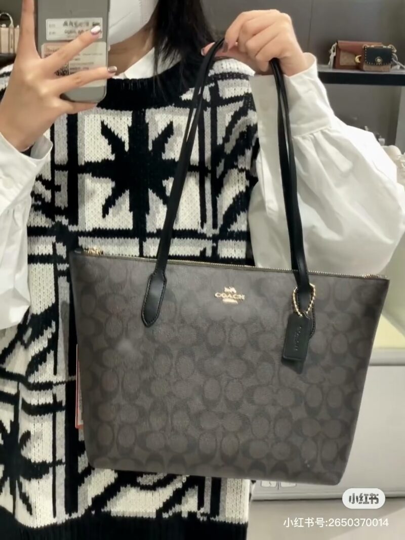 Coach shopping bag