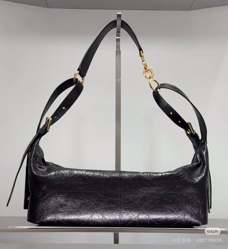 fd4d258649.jpg Dior oil wax cowhide