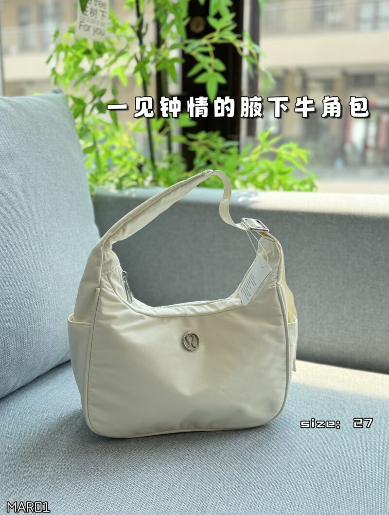 Color card ??
Lululemon 4L Nylon Underarm Bag Handbill Shoulder Bag